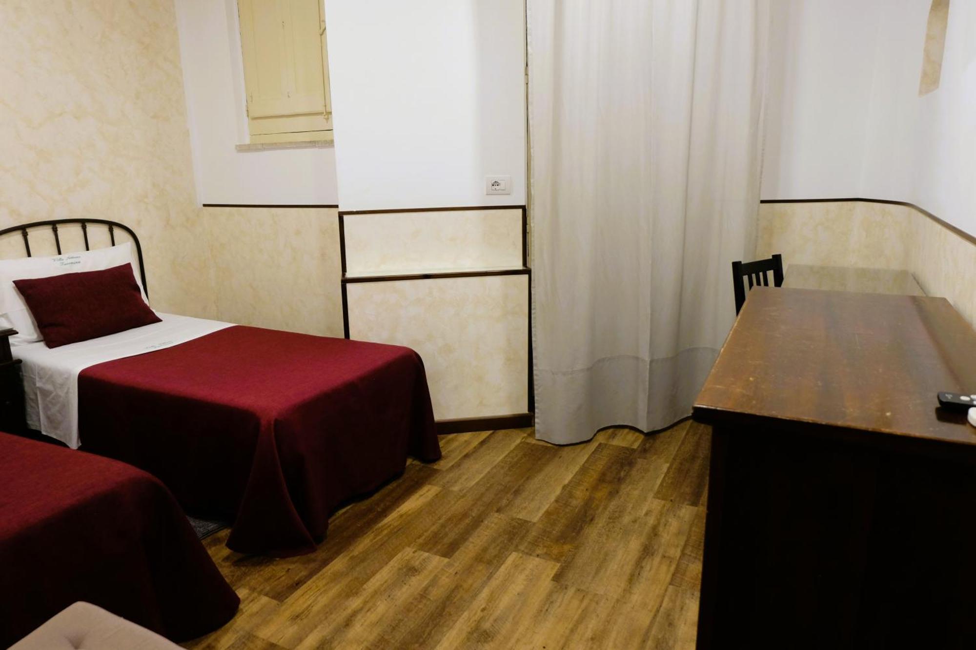 Hotel Villa Nettuno Таорміна Екстер'єр фото