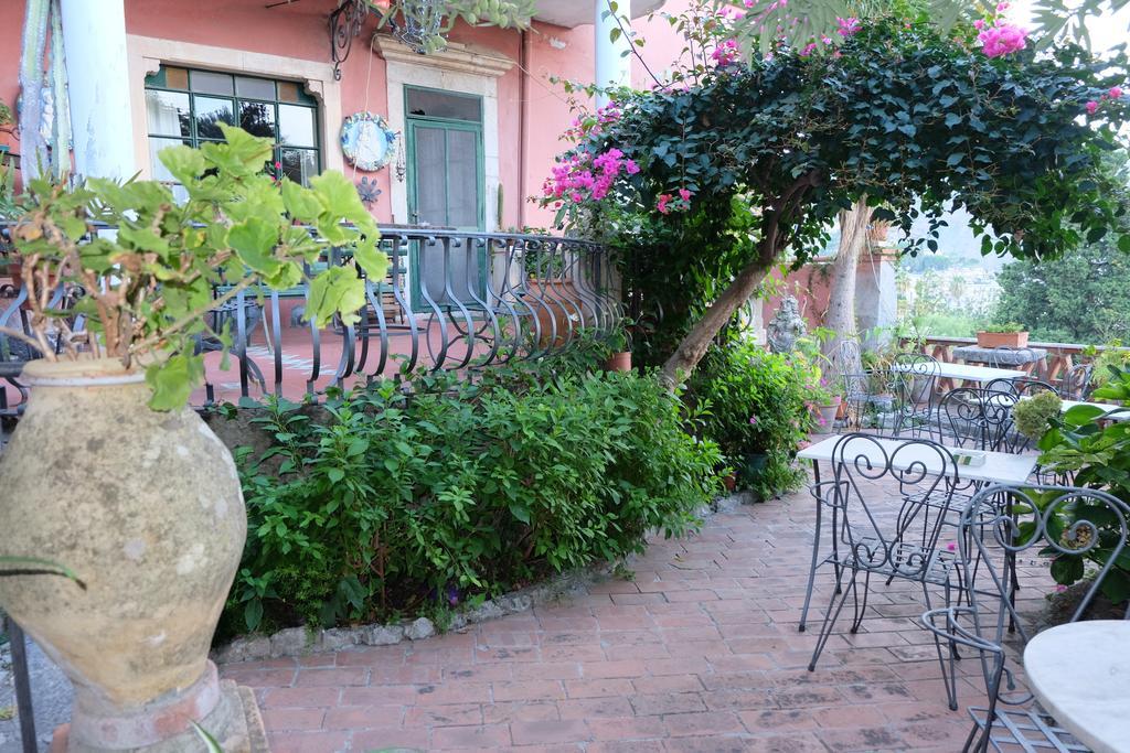 Hotel Villa Nettuno Таорміна Екстер'єр фото